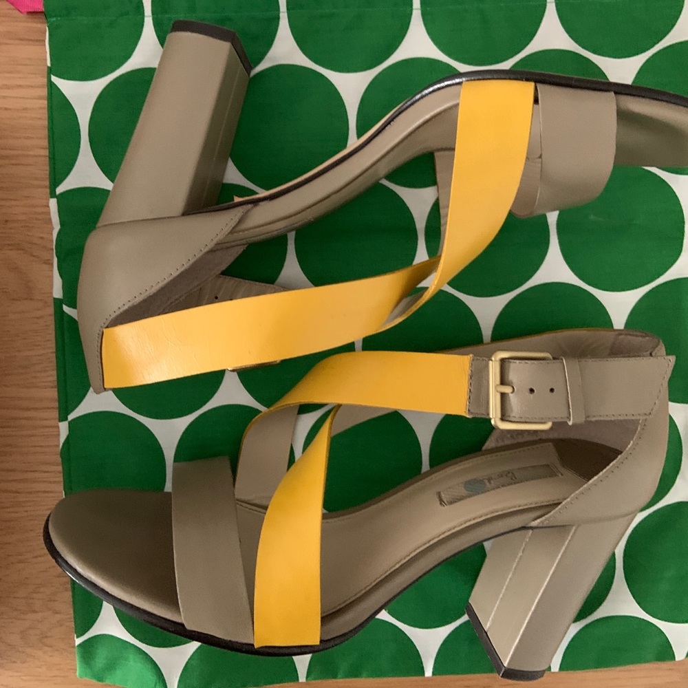 Biden Color Block Heels Size 41